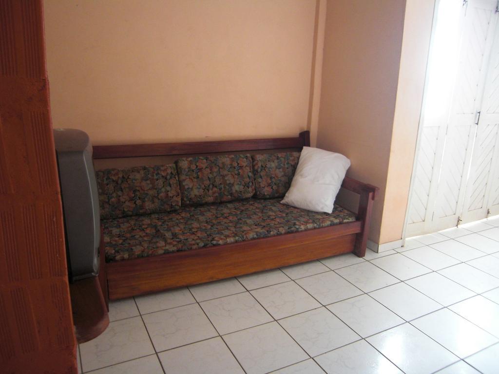 Residencial Luanda Hotel ปอร์โตเซกูโร ภายนอก รูปภาพ
